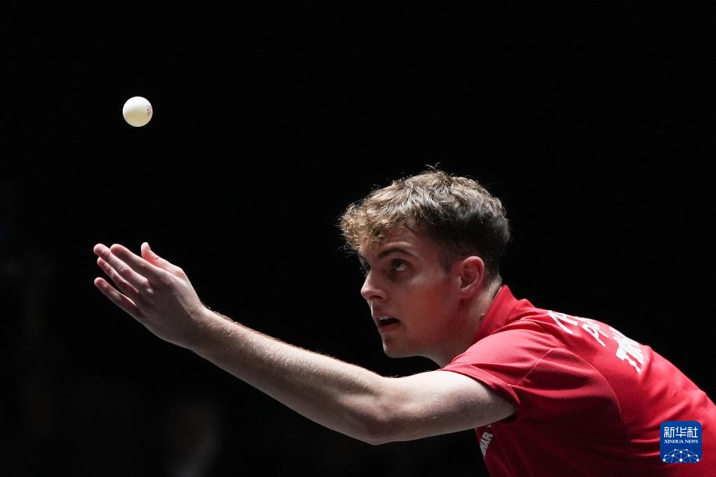 轮换和年轻 轮换和年轻