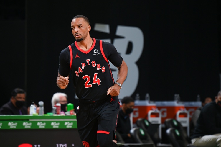 全面中场 全面中场